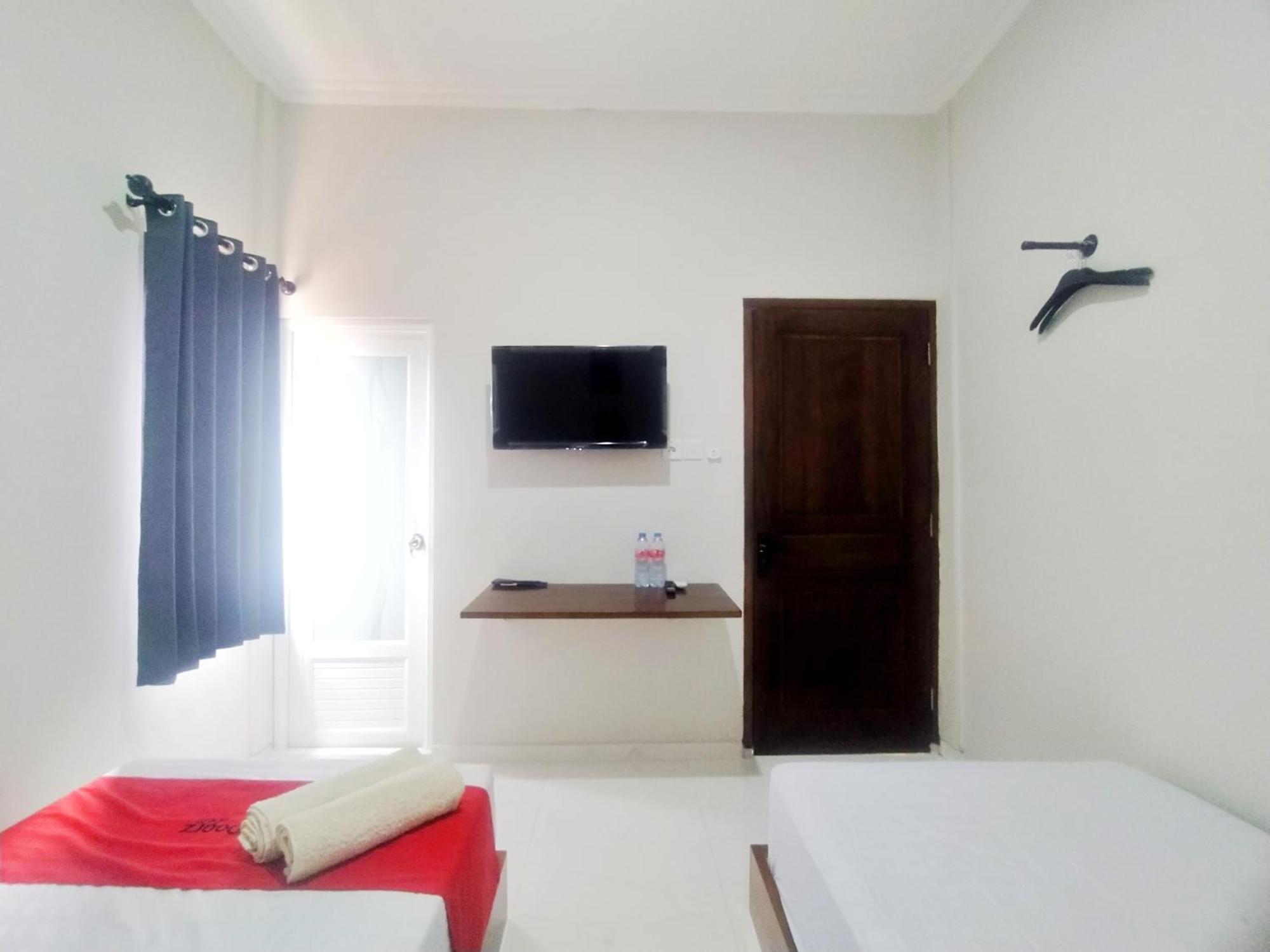 Reddoorz Syariah Near Stasiun Purwokerto Hotell Exteriör bild