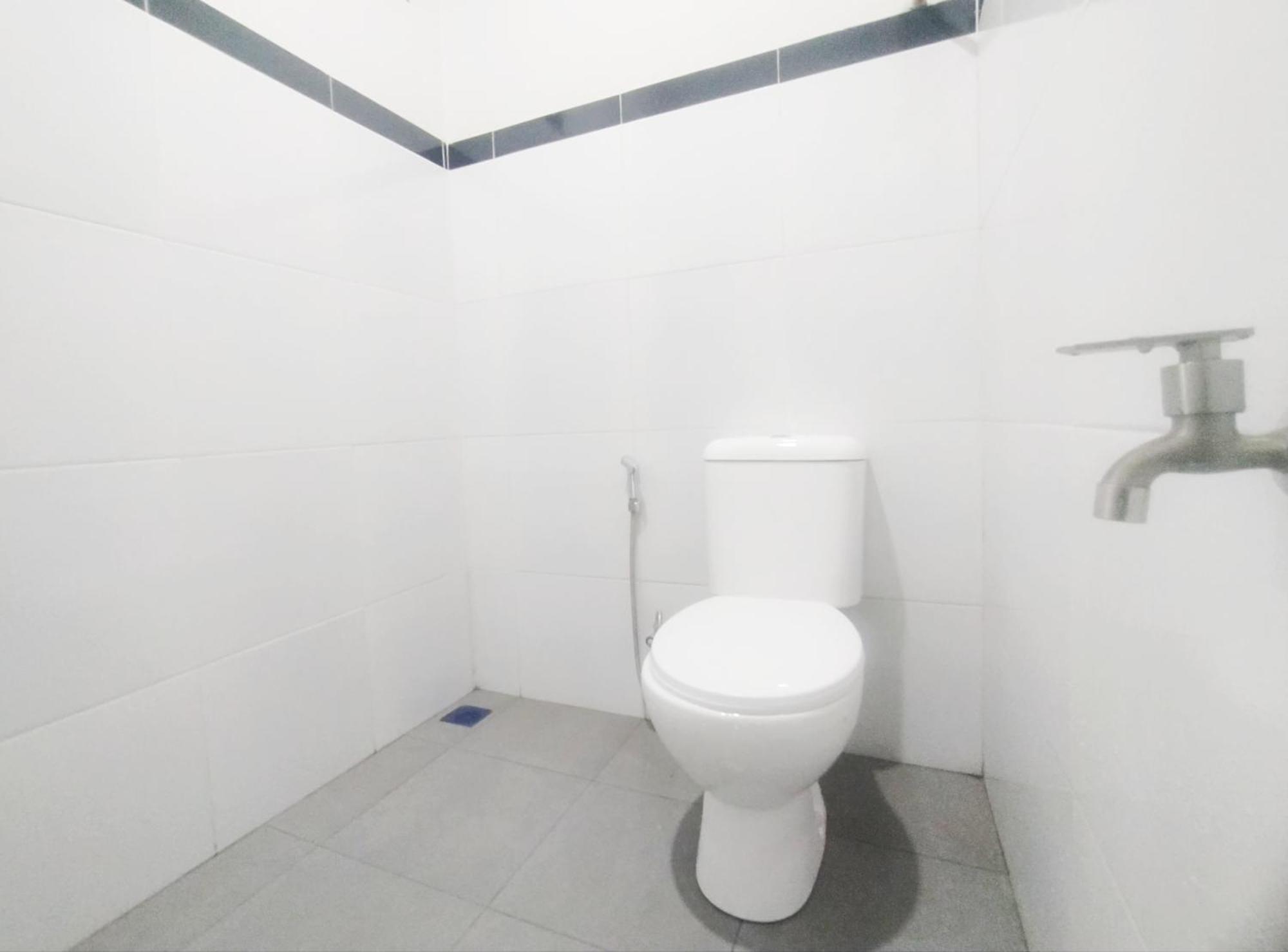 Reddoorz Syariah Near Stasiun Purwokerto Hotell Exteriör bild